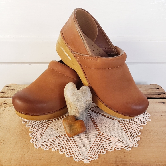 Dansko Honey Suede Clog Burnished Nubuck Pro Distressed Heritage Granny 38/7.5-8 - Picture 15 of 15